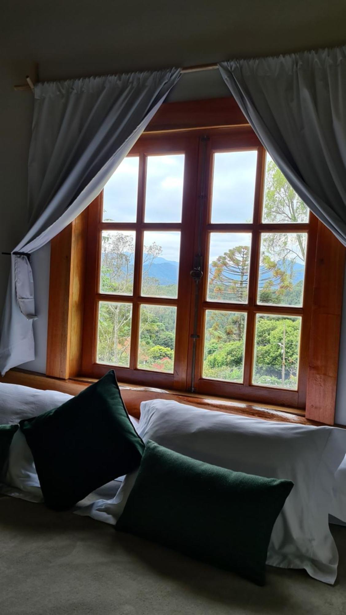 Hotel Serra Bonita Delfim Moreira Exteriör bild
